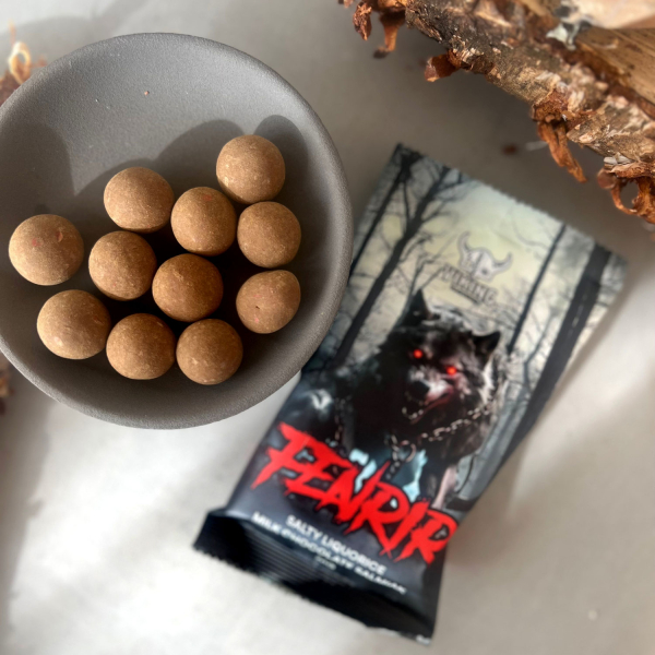 Viking Fenrir Salty Liquorice milk chocolate, 10 x 70g-2